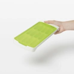 No-Spill Ice Stick Tray -OXO Kitchen Essentials 11147700 5 no spill ice stick tray