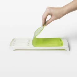 No-Spill Ice Stick Tray -OXO Kitchen Essentials 11147700 8 no spill ice stick tray