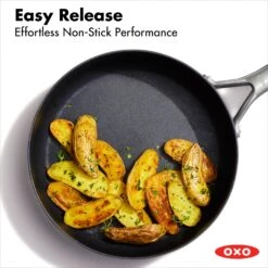 OXO Professional Sauté Pan 3qt -OXO Kitchen Essentials cc004743 001 3