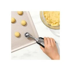 Small Cookie Scoop 3 Small Cookie Scoop -OXO Kitchen Essentials gg 1044083 4a 1