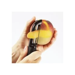 Serrated Peeler -OXO Kitchen Essentials gg 1061242 4b