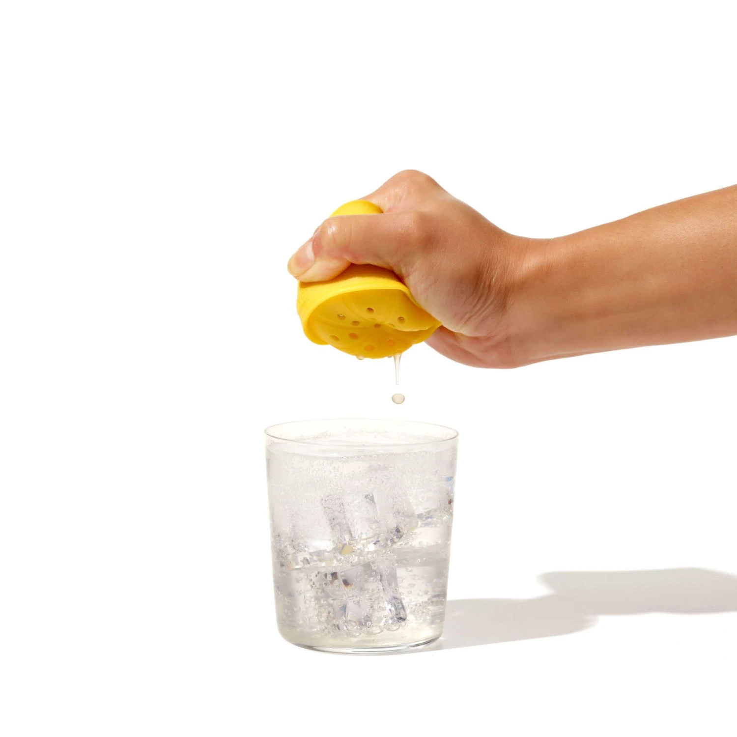 Silicone Lemon Squeeze & Store Silicone Lemon Squeeze & Store -OXO Kitchen Essentials gg 11155900 4c 1