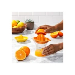 2-in-1 Citrus Juicer
