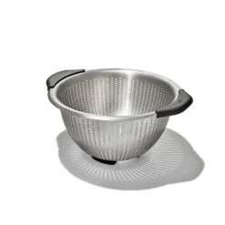 Stainless Steel 5 Qt./ 4.7 L Colander