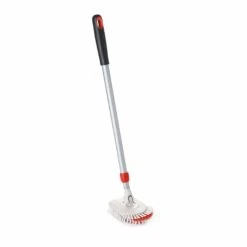 Extendable Tub & Tile Brush
