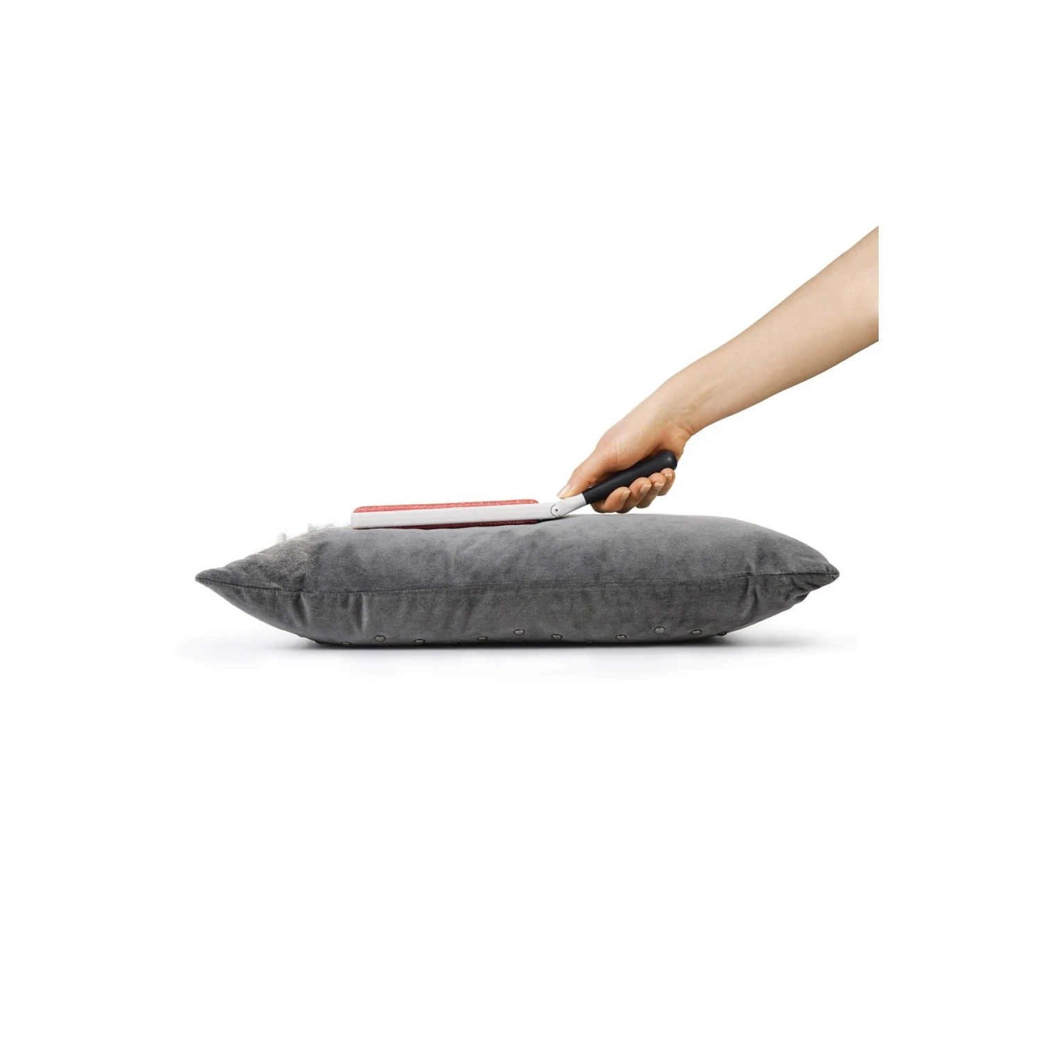 Remove Pet Hair From Furniture With FurLifter Brush | OXO Remove Pet Hair From Furniture With FurLifter Brush | OXO -OXO Kitchen Essentials gg 12168700 4f 1