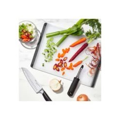 Everyday Cutting Board