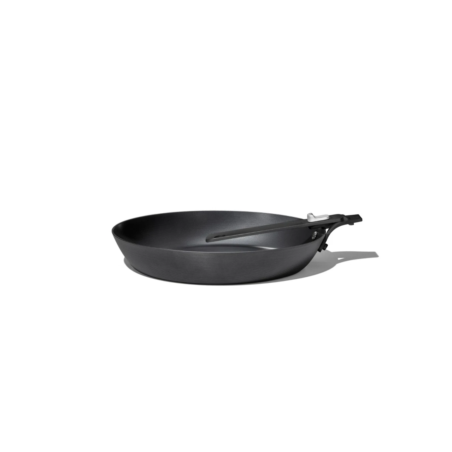 OXO Outdoor 10" Carbon Steel Pan OXO Outdoor 10" Carbon Steel Pan -OXO Kitchen Essentials od 2059640001 10incarbonsteelpan 67 rgb