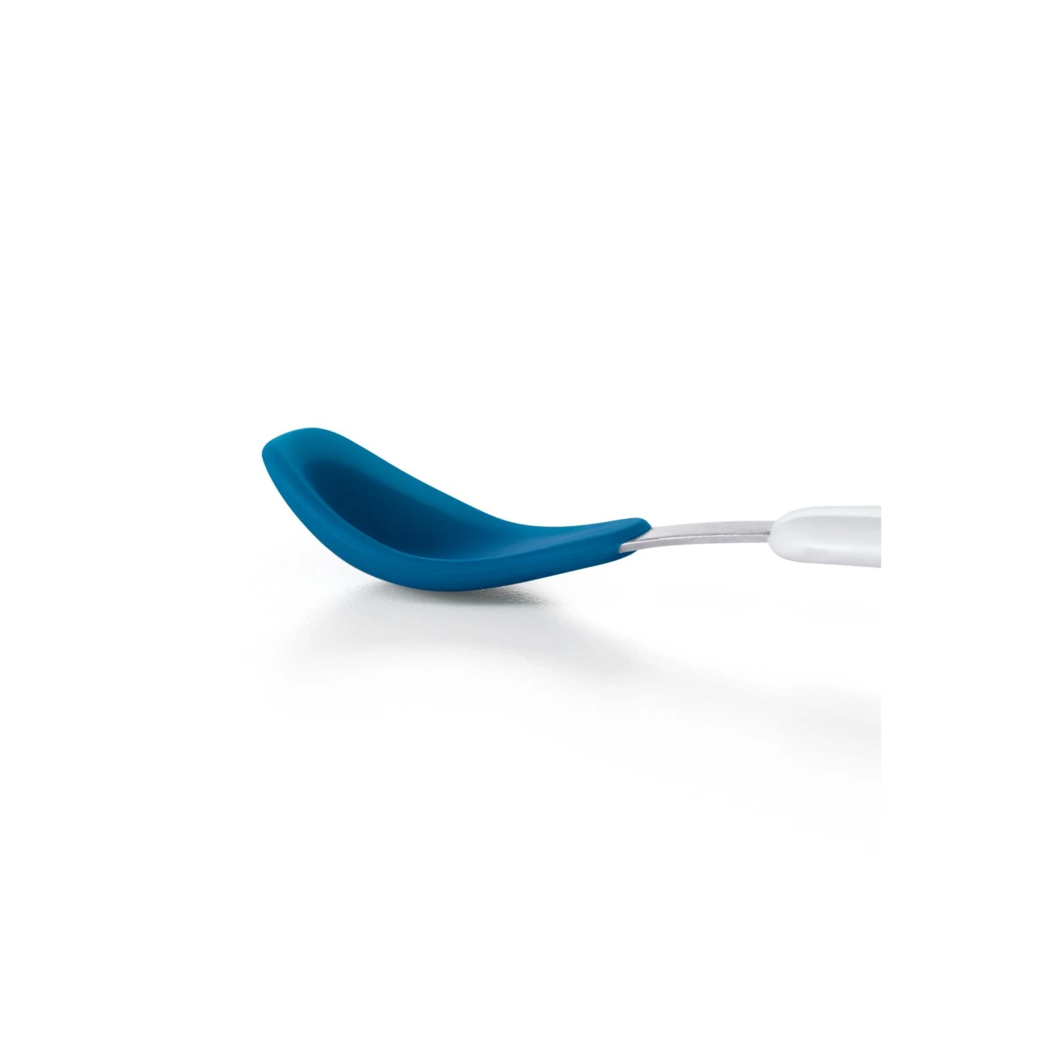 On-the-Go Feeding Spoon On-the-Go Feeding Spoon -OXO Kitchen Essentials tot 61138400 7